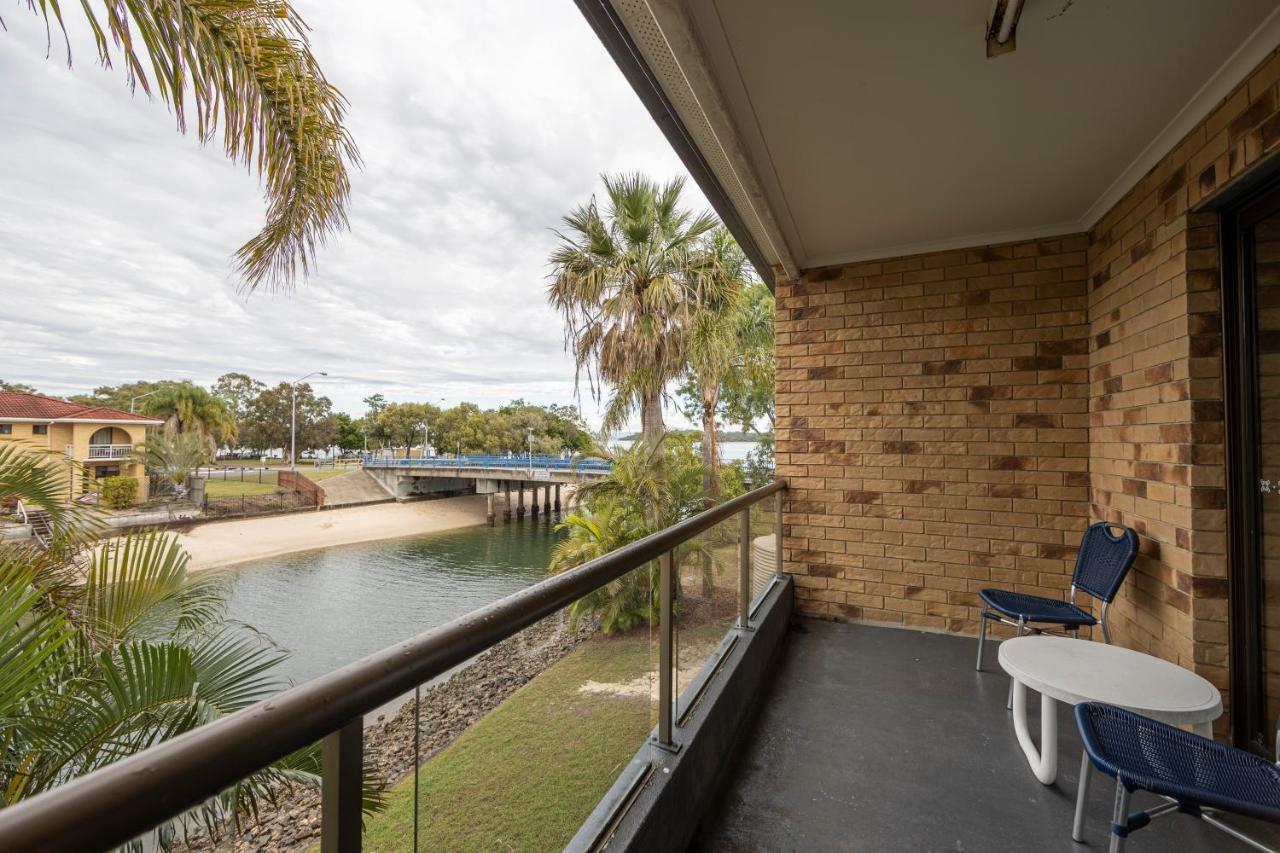 Bribie Waterways Motel Bongaree Екстериор снимка