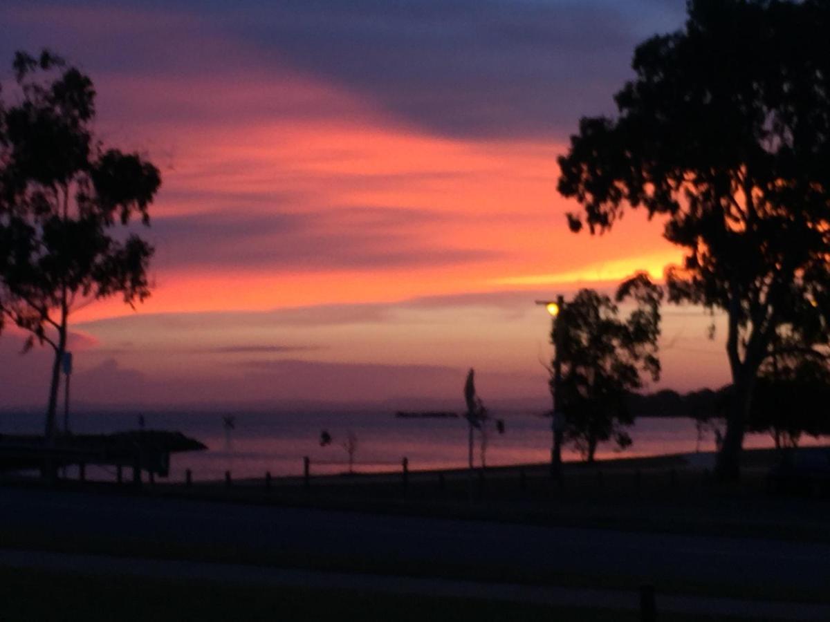Bribie Waterways Motel Bongaree Екстериор снимка
