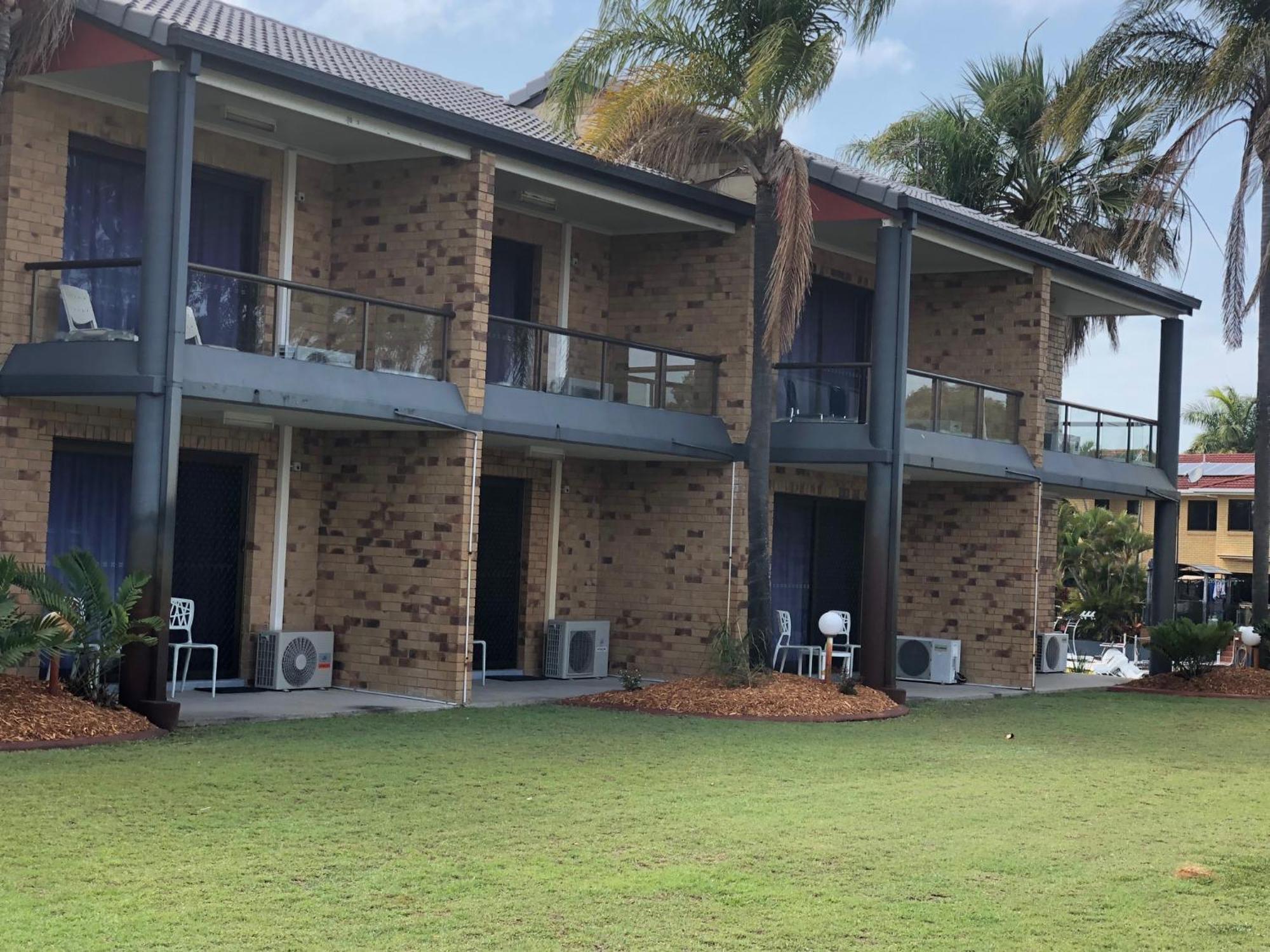 Bribie Waterways Motel Bongaree Екстериор снимка